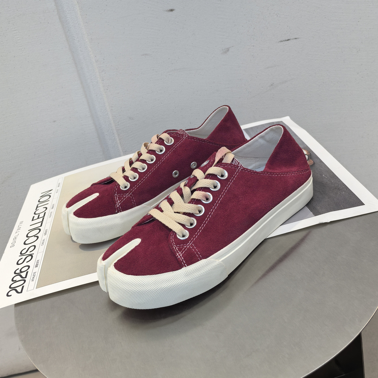 SGIRL TWTW2026年春季新款真皮两穿平底分趾休闲鞋懒人鞋单鞋女鞋,女鞋,帆布鞋,淘宝优惠券,粉丝福利购,淘宝优惠卷