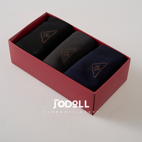 JODOLL透气男简约袜子舒适