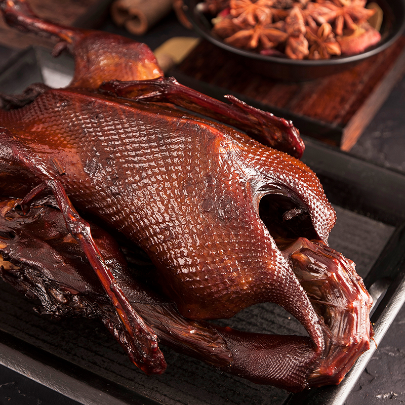 尹鸭子320g卤烤鸭重庆特产酱板鸭烤鹌鹑5只麻辣肉干零食顺丰包邮