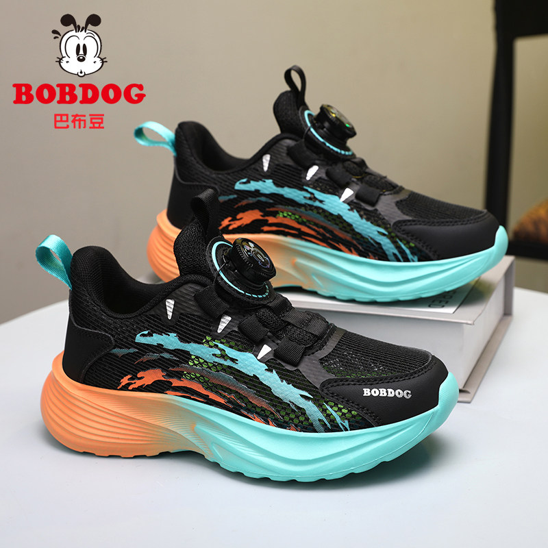 巴布豆男童运动鞋儿童单网镂空鞋2026夏季新款男孩网面碳板跑步鞋