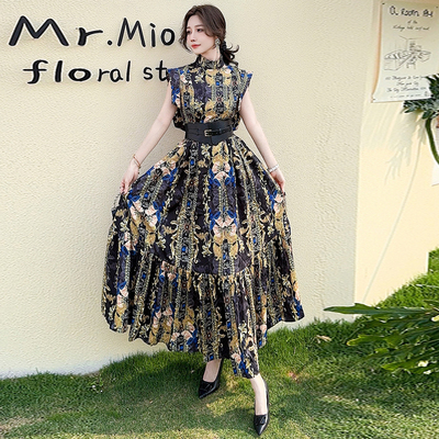 休闲风大摆印花收腰连衣裙女夏