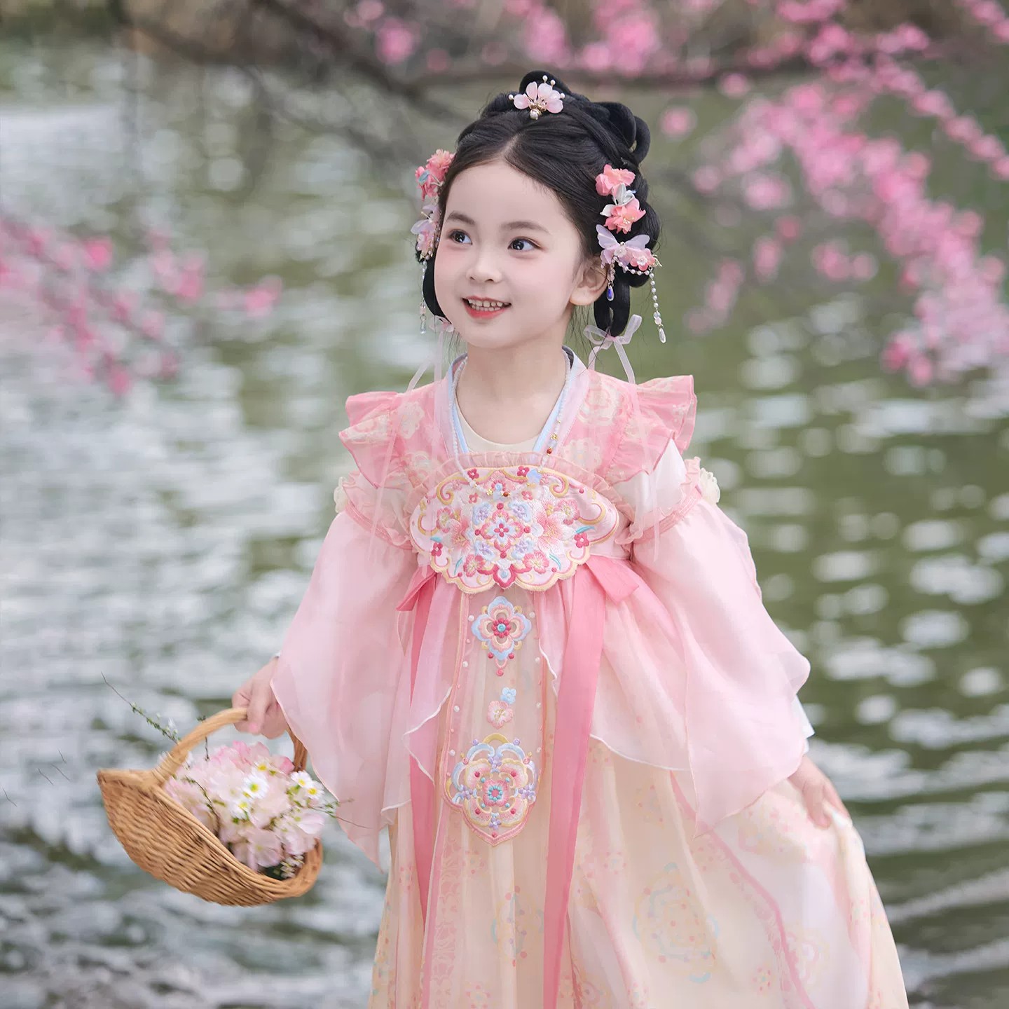 2026新款女童汉服夏季薄款刺绣