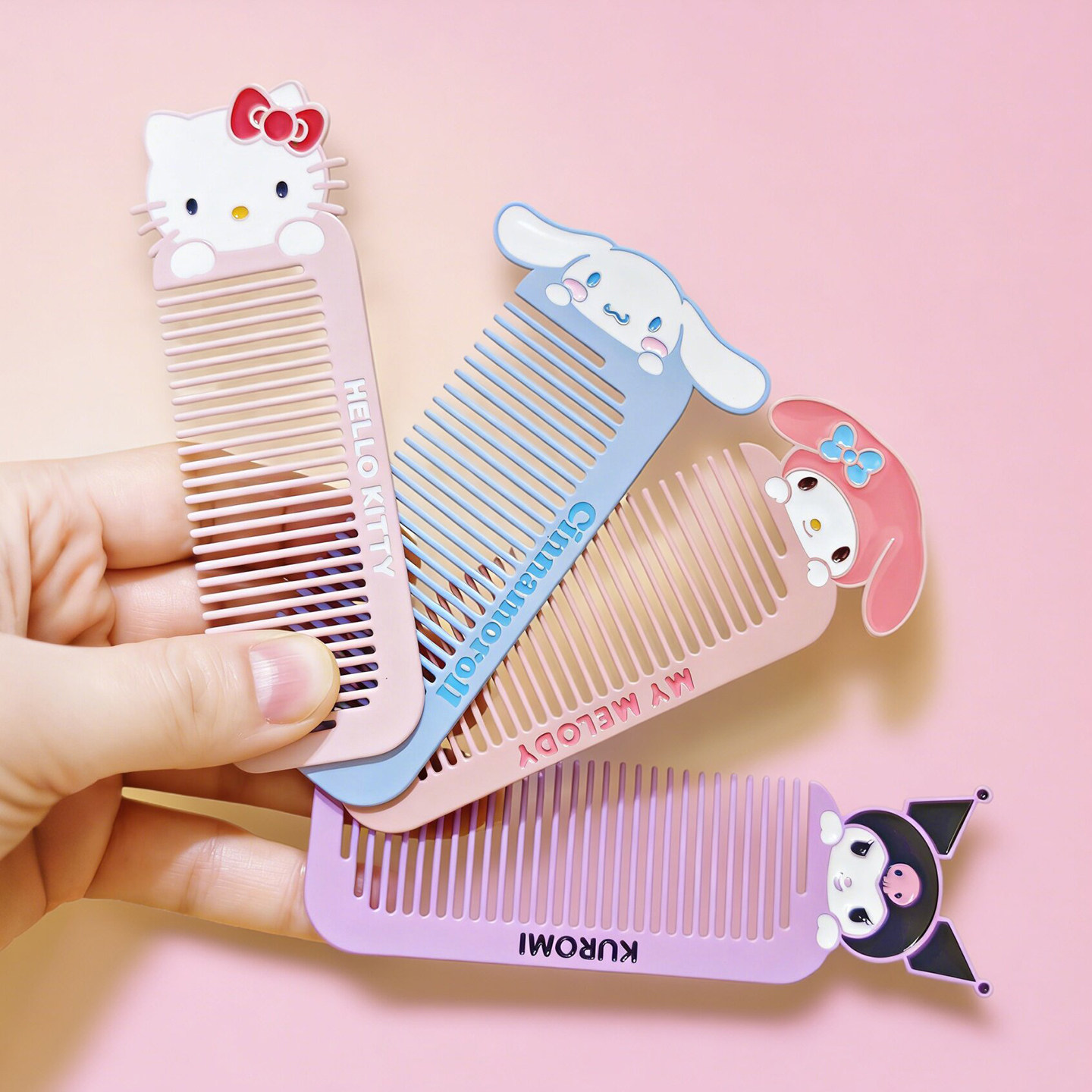 正版三丽鸥金属随身小梳子学生儿童可爱卡通迷你便携刘海梳女耐用