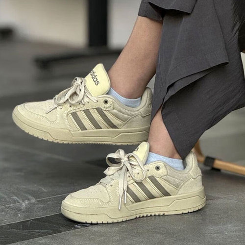 正品Adidas阿迪达斯ENTRAP系列小麦色复古低帮运动休闲板鞋JS3007