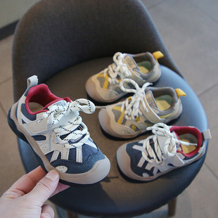 儿童登山鞋2026春款男小童德训鞋户外爆款潮流女宝幼儿百搭运动鞋