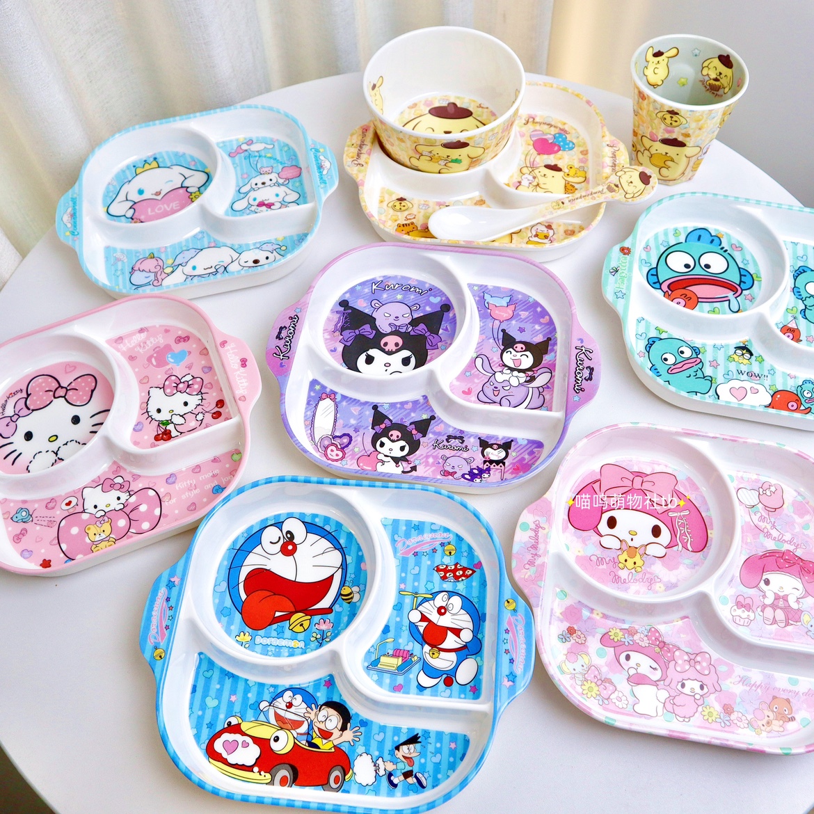 新款儿童餐盘卡通密胺家用防摔分格盘可爱宝宝吃饭餐具餐厅辅食盘