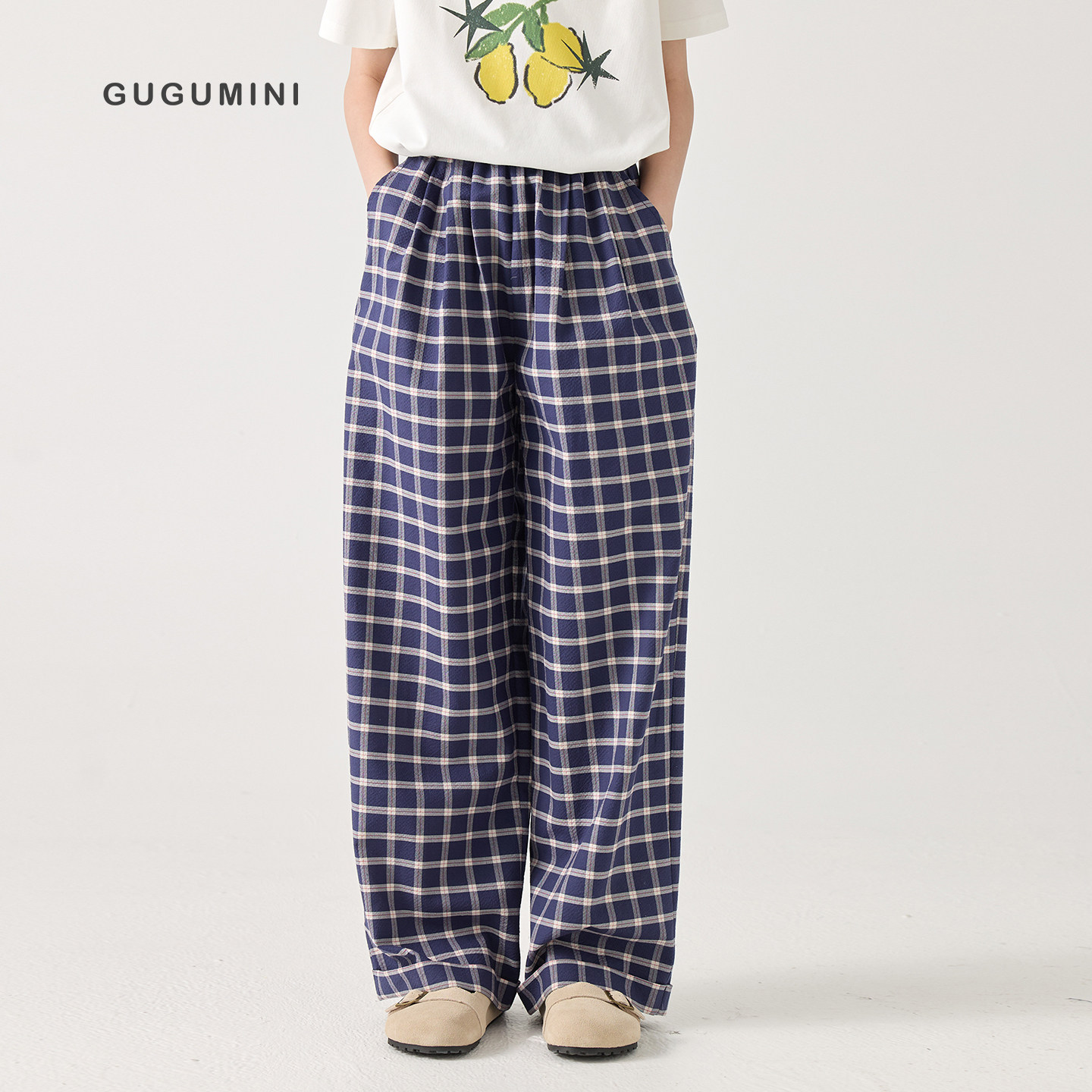 gugumini童装夏季女中大童薄款全棉凉爽透气全松紧腰宽松格子长裤