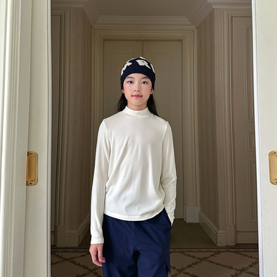 gugumini童装半高领打底衫