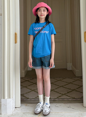 gugumini童装夏凉爽透气索罗娜棉可机洗oops字母印花短袖T恤