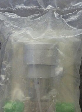 世伟洛克 Nupro SS-8BK-VCR-1C 不锈钢波纹管阀 全新