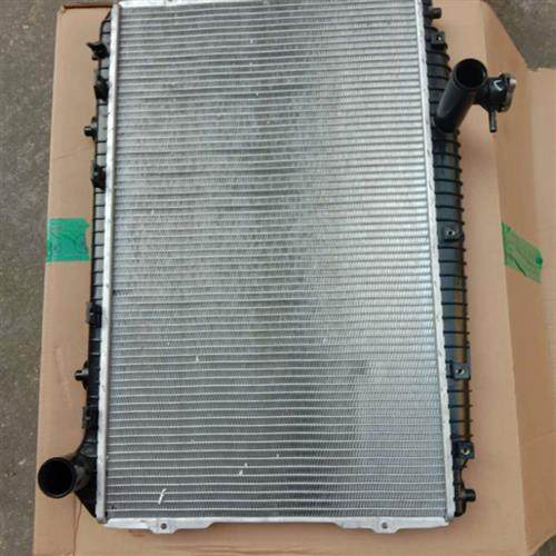 江铃陆风X8汽油20T水箱总成 水箱 散热器水箱