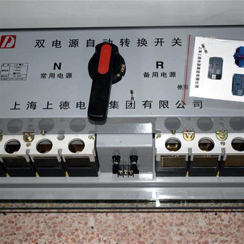 D牌chdele双电源自动转换器ADQ3双路切换开关末端型380V4p三相电