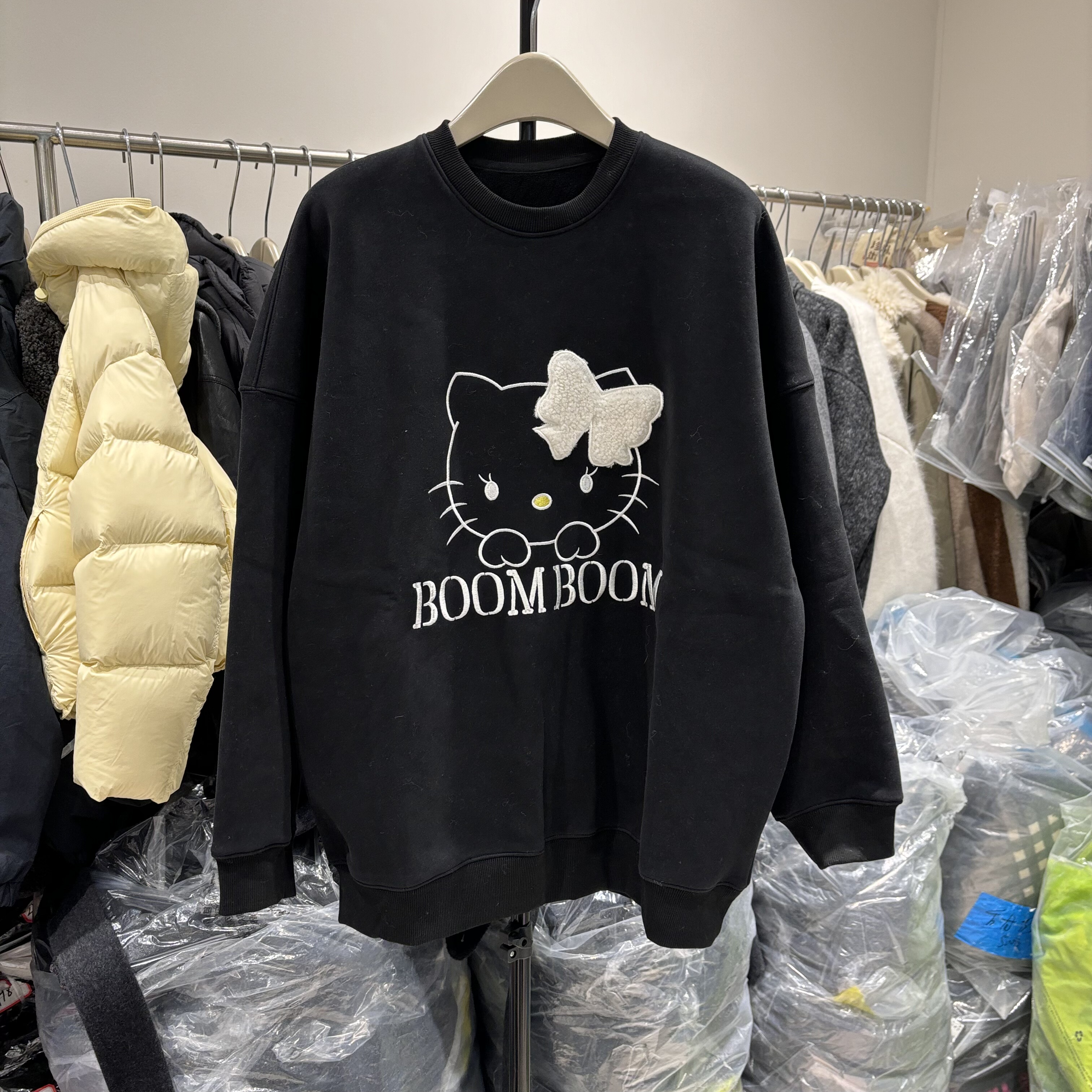 欧货2025冬新款时尚卡通猫咪印花宽松休闲加绒加厚圆领套头卫衣女