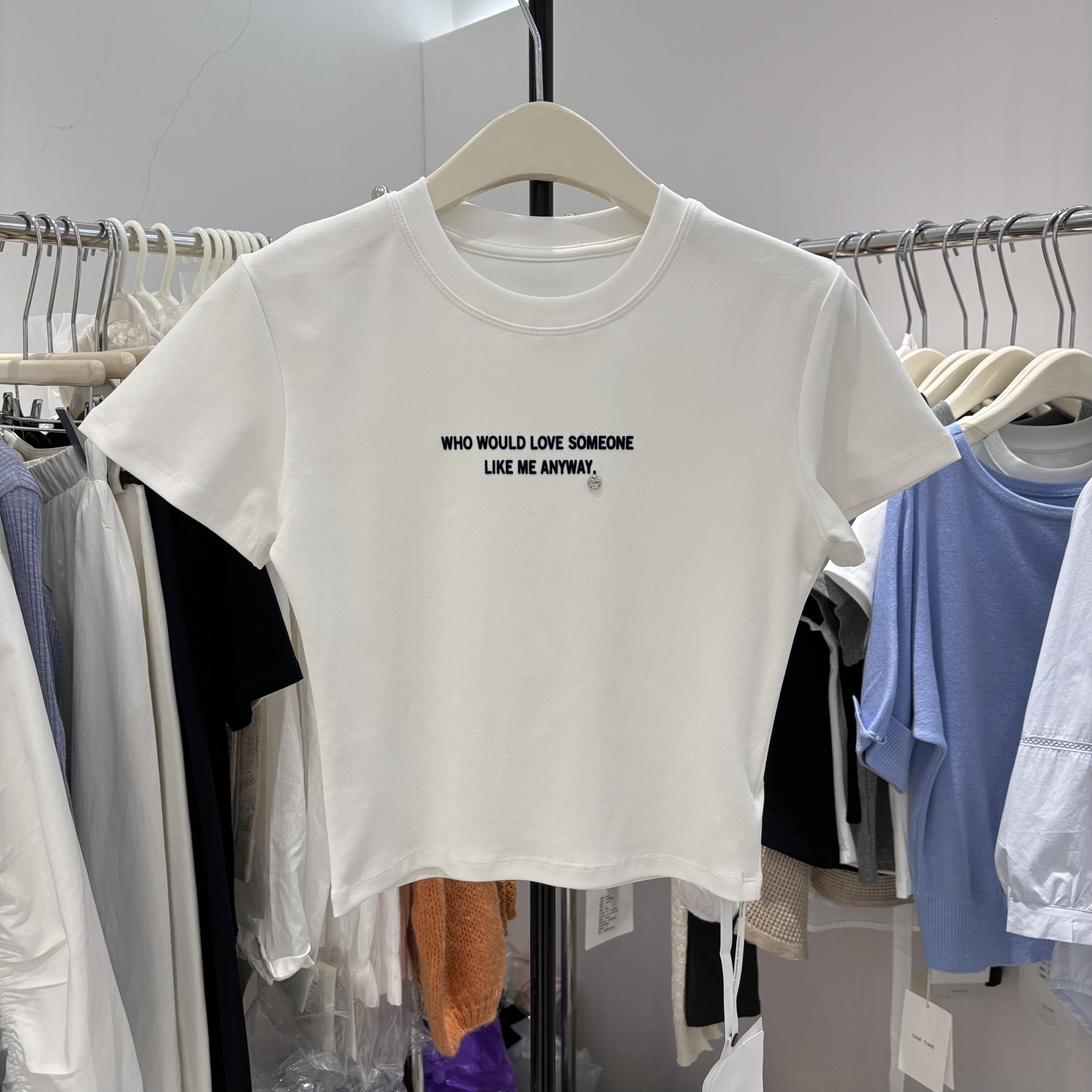 圆领短袖t恤女2026夏设计感修身短款小个子体恤白色上衣洋气017