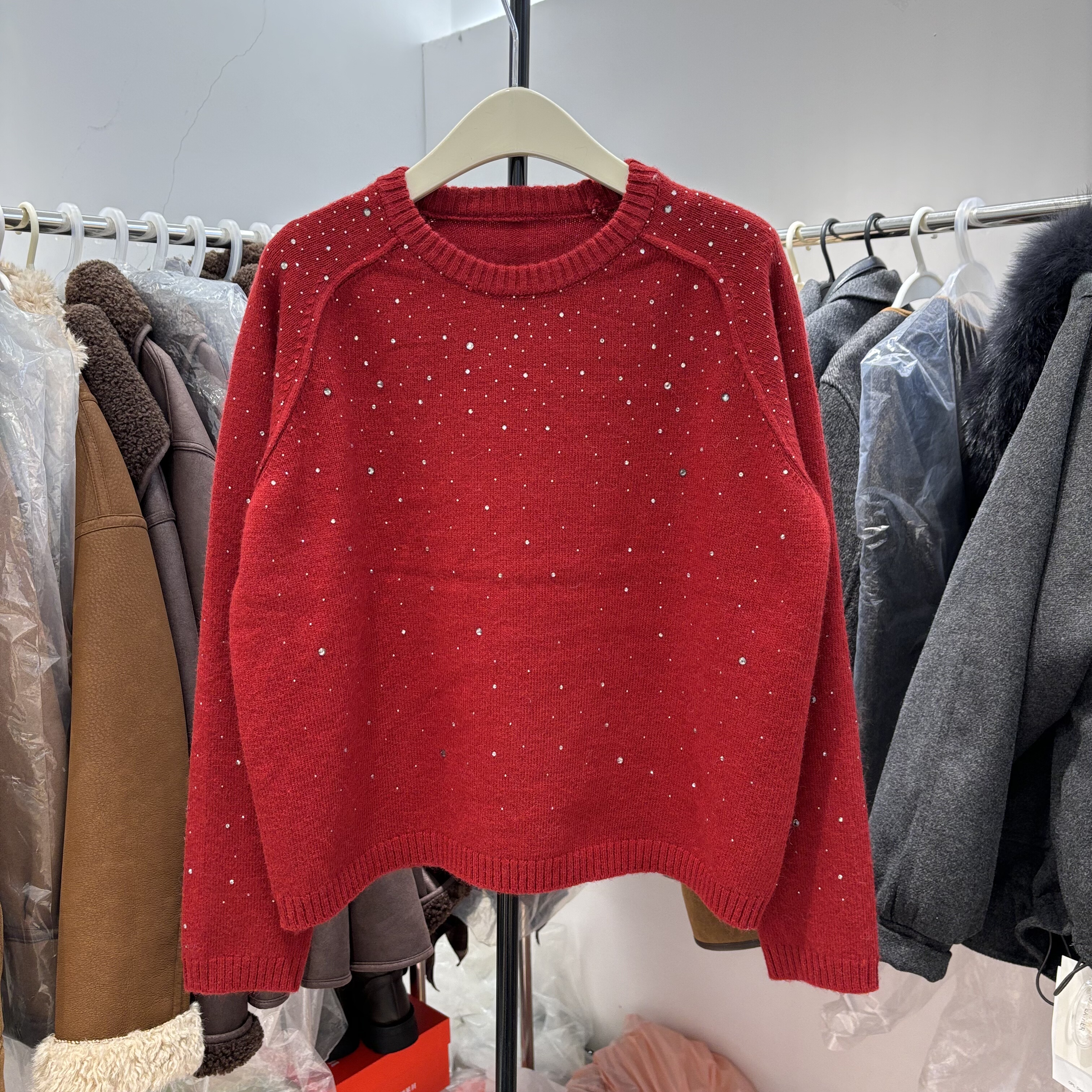 韩版亮闪闪烫钻圆领长袖毛针织衫女2025冬款宽松显瘦百搭打底毛衣