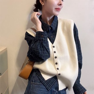 新款 女2025冬季 叠穿百搭毛衣背心907 针织马甲开衫 学院风V领开衫