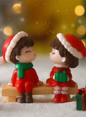 Merry Christmas Couple Figurines Miniature Santa Claus Snowm