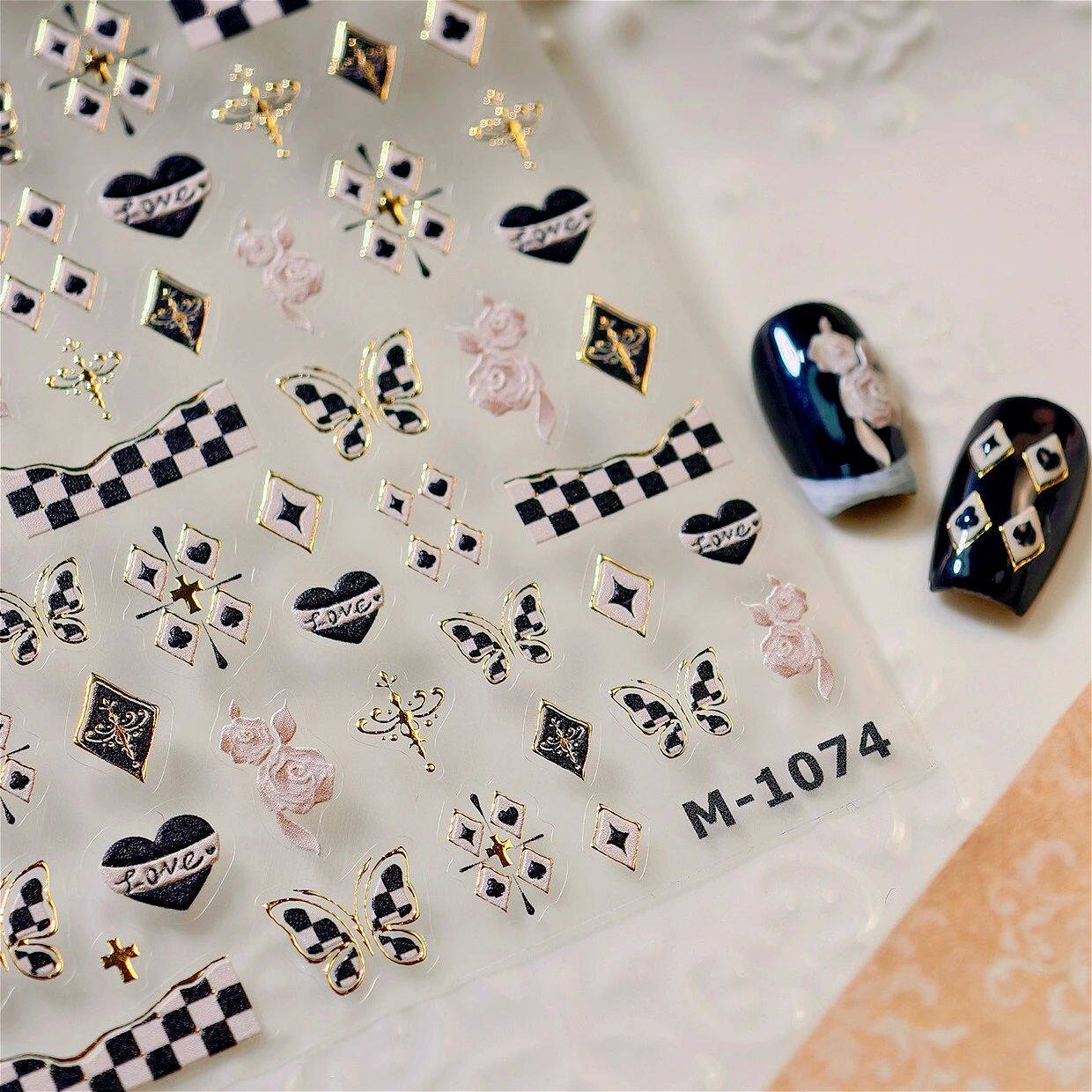 Retro Rose Gird Black White Squares Cross Spades Poker Butte