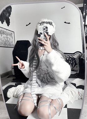 小兔刺客原创新款塞壬之音亚文化v领宽松秋冬亚文化毛衣