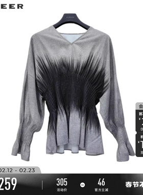 sdeer圣迪奥春装女装OL风V领压褶印花不规则衬衫S241Z0519
