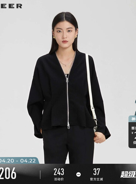 sdeer圣迪奥春装女装立领格纹压褶宽松短款外套S231Z2226