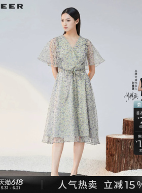 sdeer圣迪奥夏季女装V领收腰碎花泡泡袖连衣裙S223Z123N