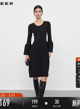 sdeer圣迪奥春秋装女装罗纹圆领喇叭袖针织连衣裙S233Z1289