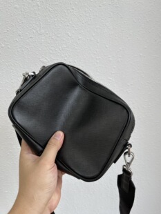 MH2026新款 意大利十字纹牛皮纯原莞产单间斜挎外贸相机包 时尚