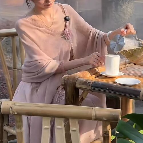 fafa同款~2025禅意风粉色温柔蕾丝棉麻披肩背心大摆半身裙套装女