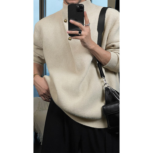 复古高领纽扣设计感毛衣