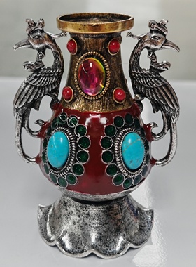 珍藏双凤鎏银镶嵌宝石花瓶摆件尺寸:直径1.5厘米   高12.7厘米