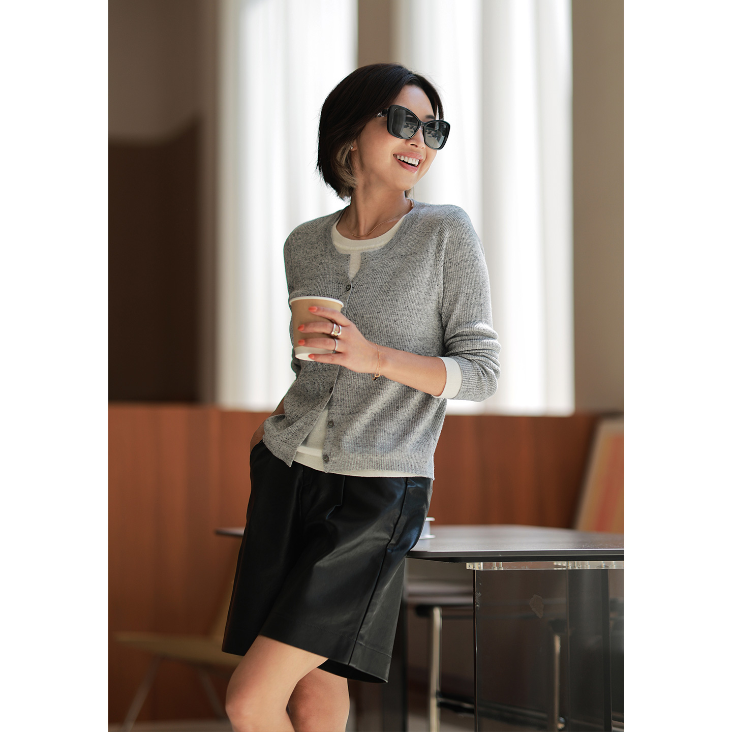 ise“Daily Luxury”系列绵羊毛针织假两件浅灰色毛衣K2540813W