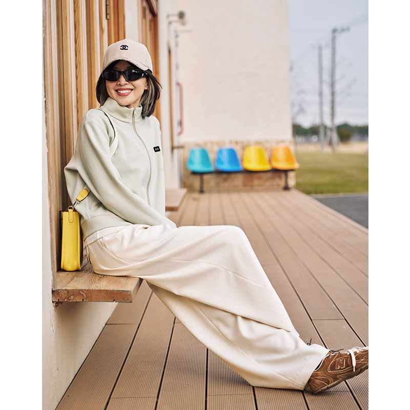 ise“Chill 通勤”系列清新奶油莱姆绿立领刺绣外套K2510207