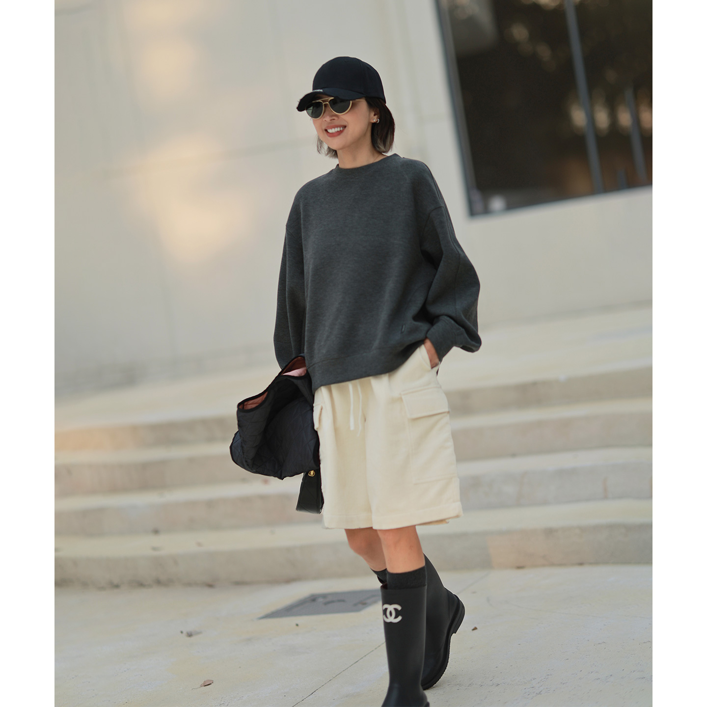 ise“Daily Luxury”系列重磅面料宽松廓形圆领套头卫衣K2541008