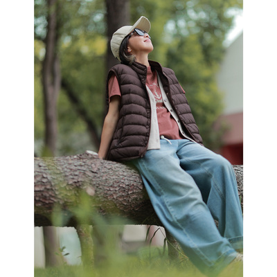 ise“chill 通勤”巧克力色百搭基础款羽绒马甲背心P2541210