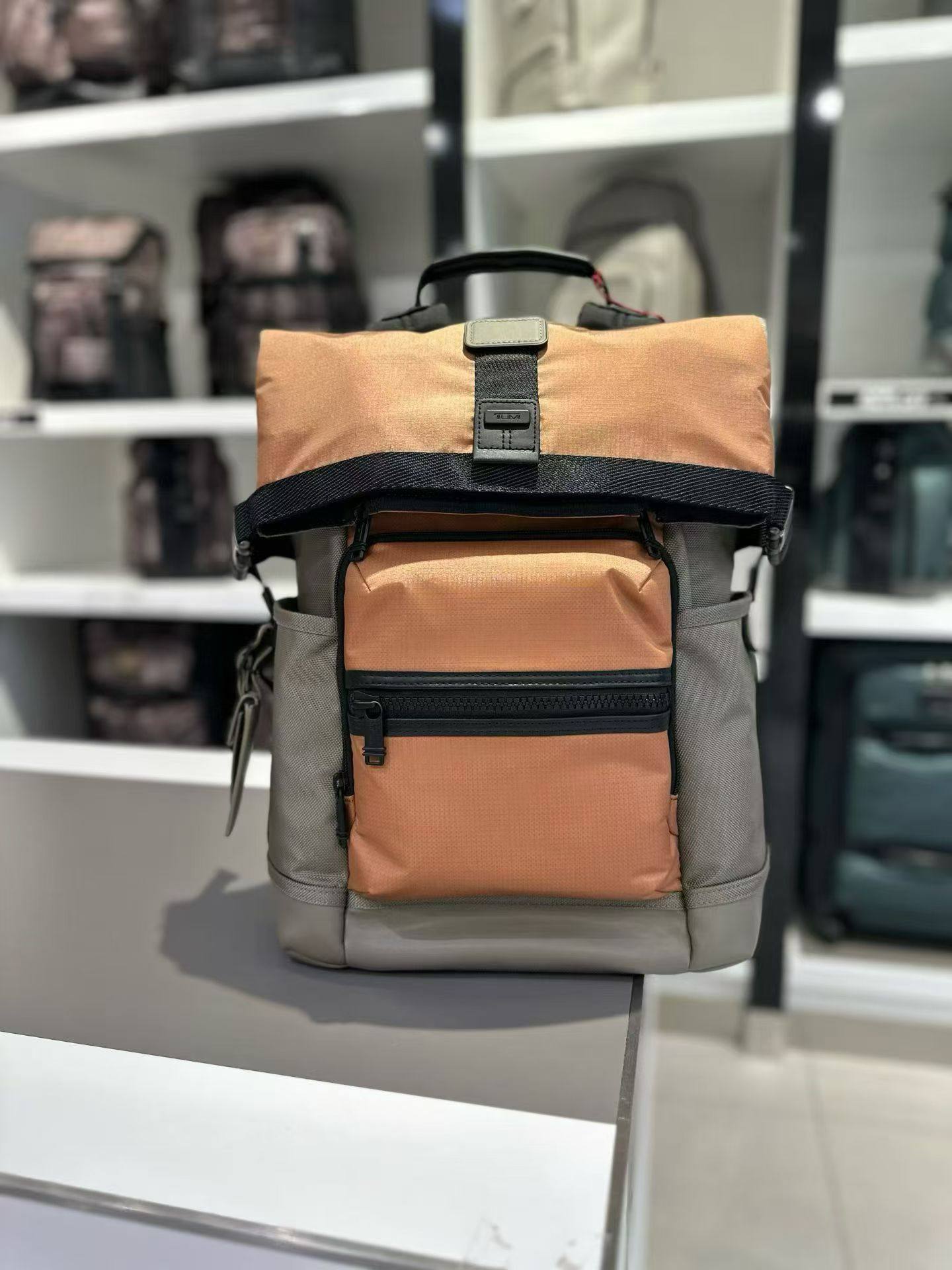 Tumi途明Marshal降落伞尼龙经典双肩包15寸电脑可刻字联保43x33