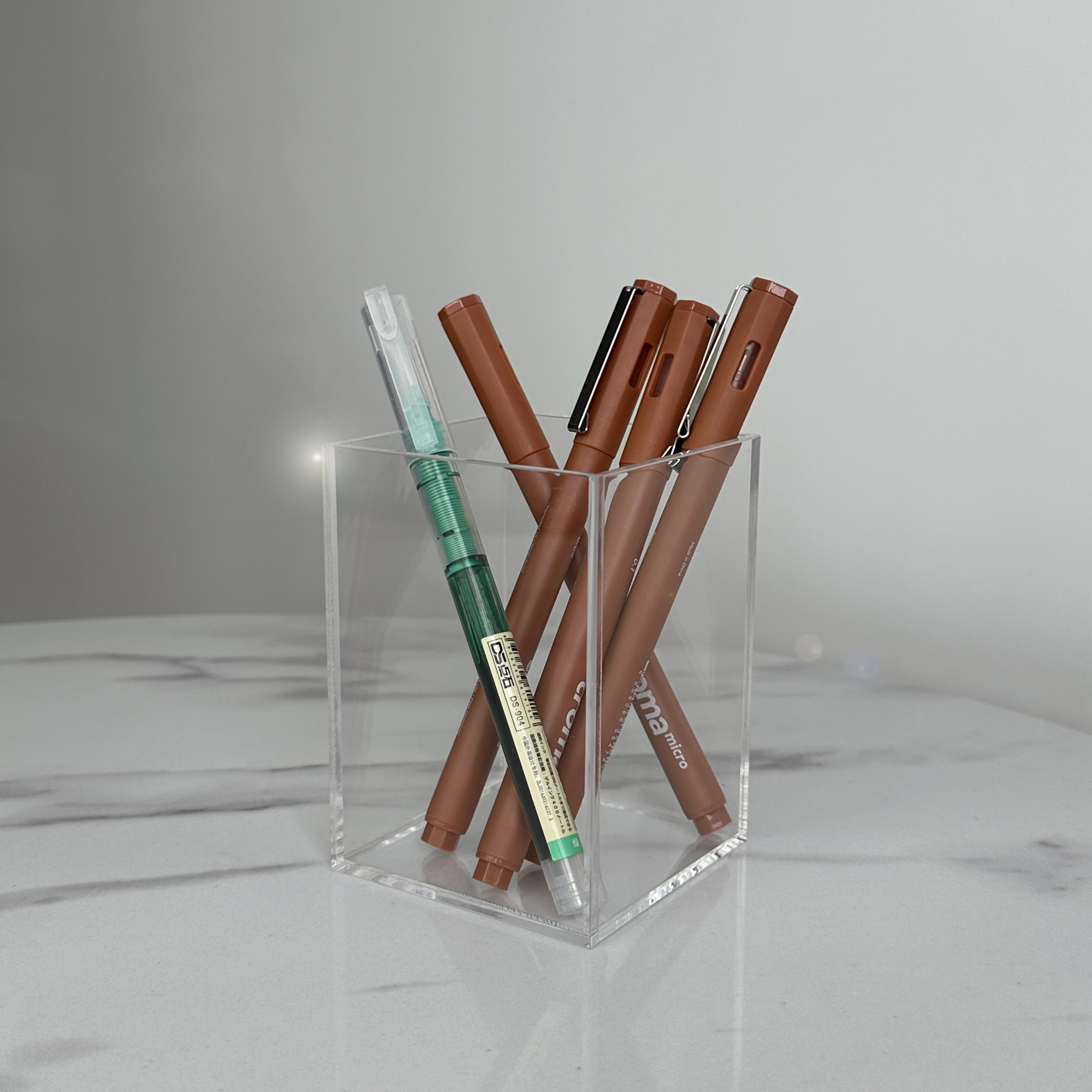 金广桌面收纳牢固美观