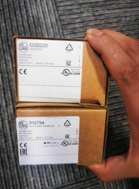 非实价议价议价包邮【原装实价】 O2D220激光传感器02D220全新当