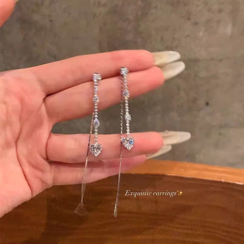 轻奢小众高级感长款流苏耳环女精致微镶锆石爱心吊坠耳钉网红耳饰