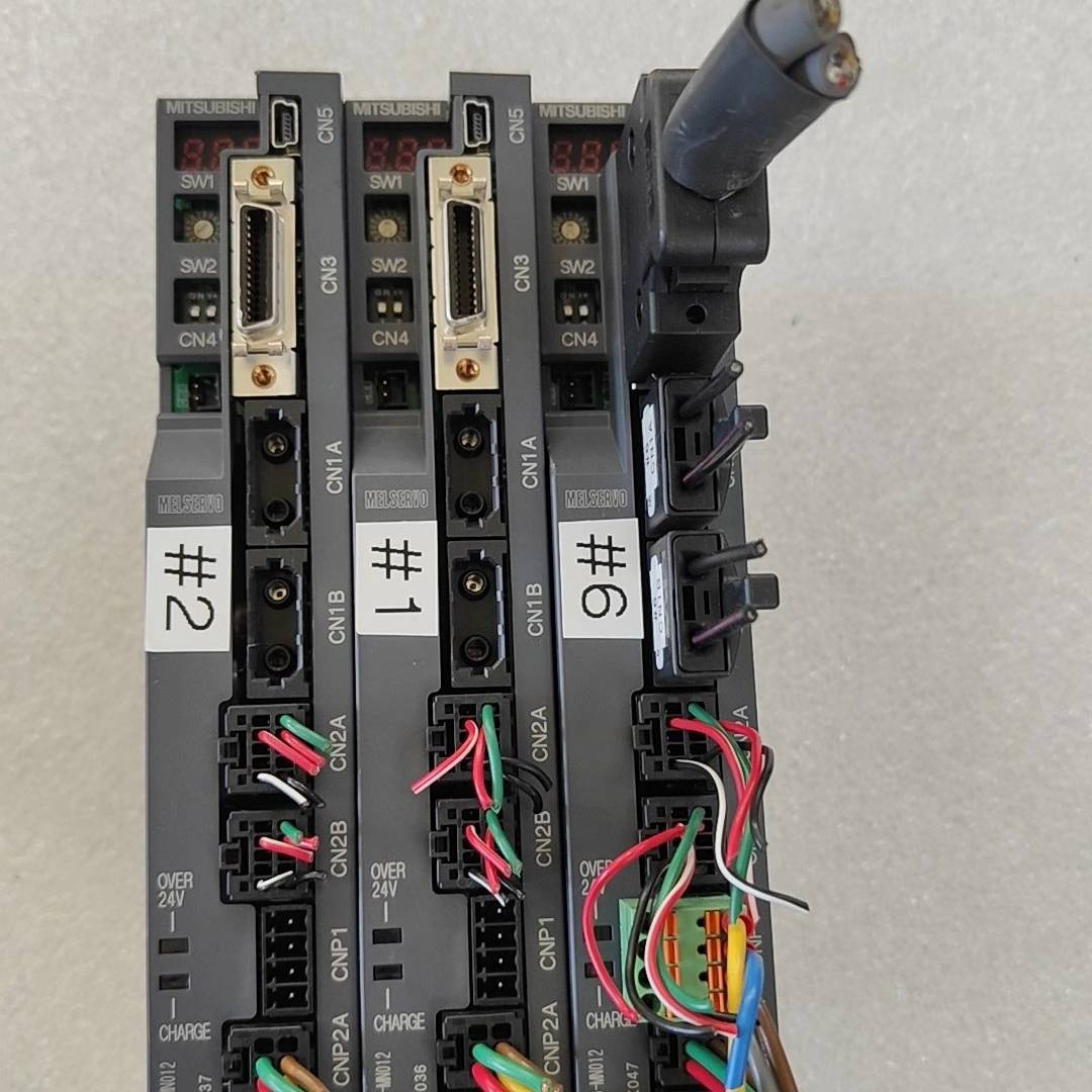 询价购-三菱伺服驱动器MR-J3W-0303B6-MN012，拆机