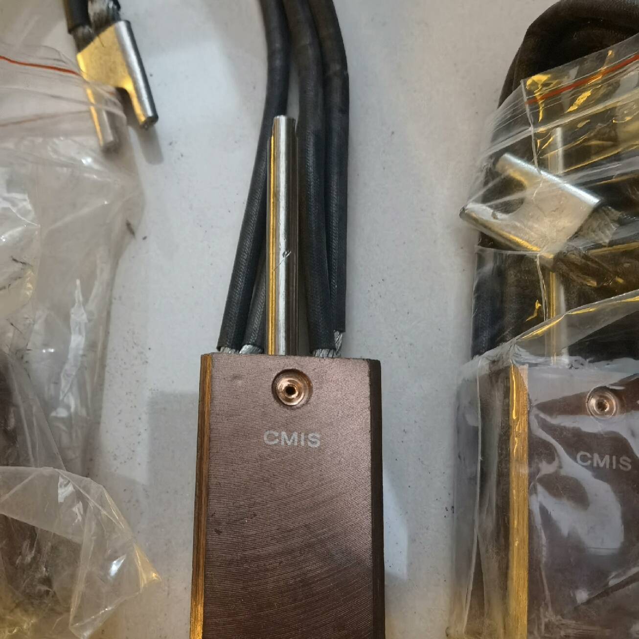 询价购-全新迅达CMIS碳刷，一套两个，型号37/3