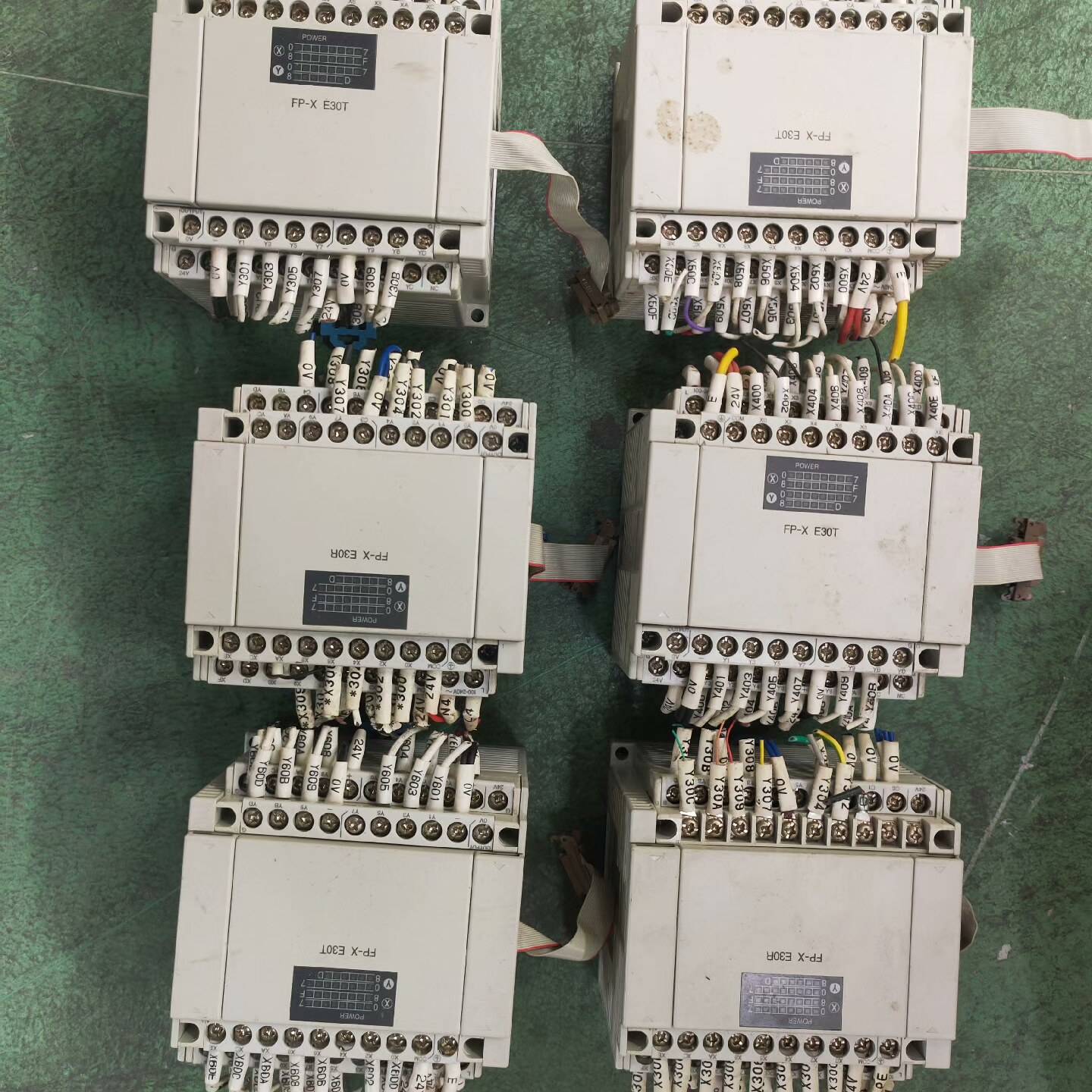 询价购-松下模块FP-XE30T有4个另外俩个是30R的