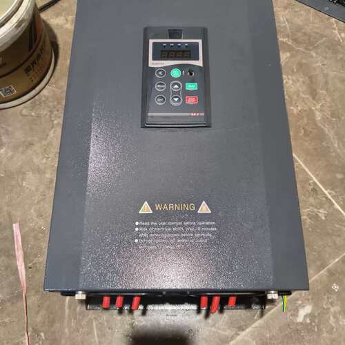 议价~三晶变频器，型号：8000B-4T030G/037P，功率3~可维修