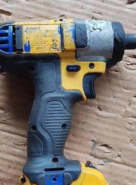 询价购-得伟起子机，DCF815