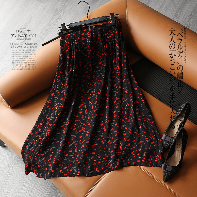 飘逸轻盈红黑碎花雪纺半身裙