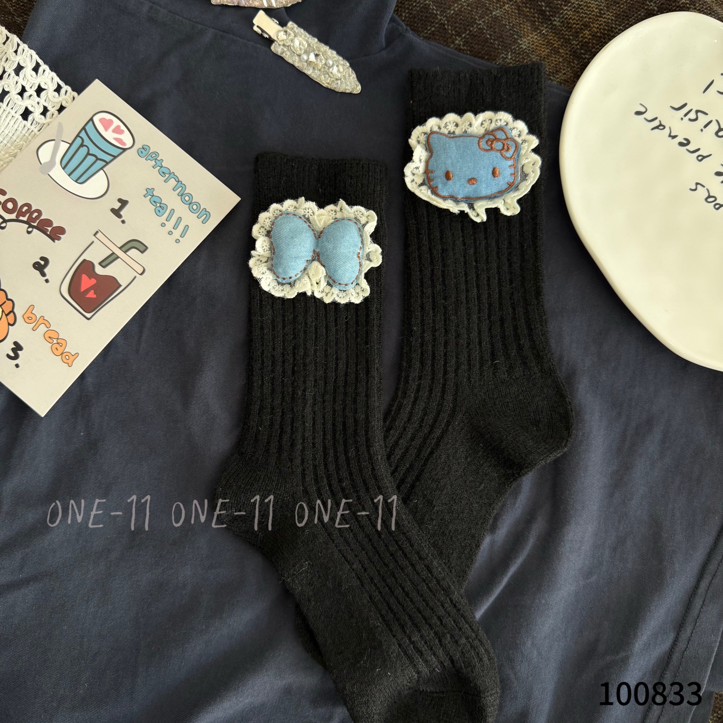 可爱卡通KT猫中筒袜子女