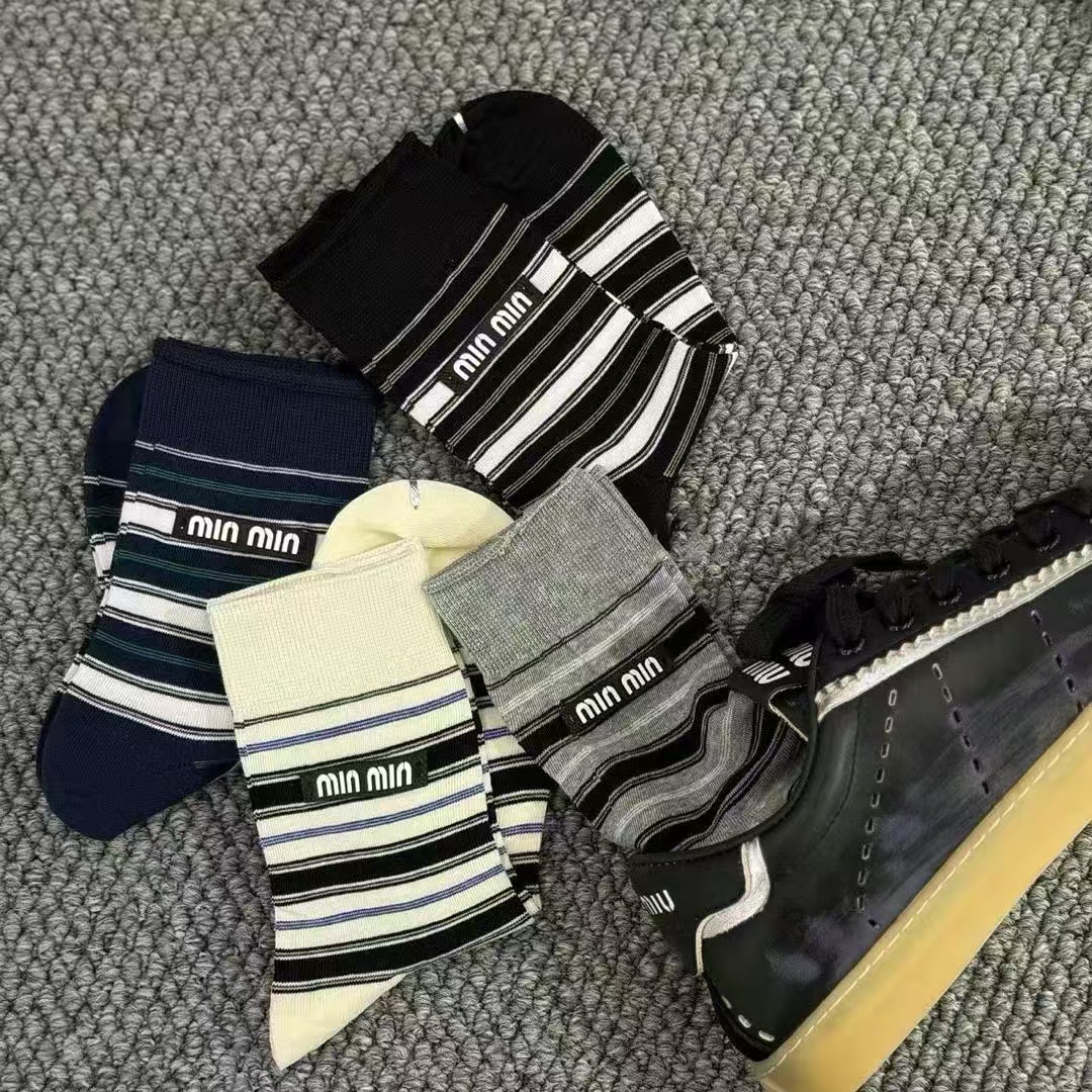 欧货条纹经典女袜独立包装10/10