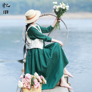 连衣裙女2025春夏季 复古亚麻长袖 宽松绿色大摆长裙子 桐间露落