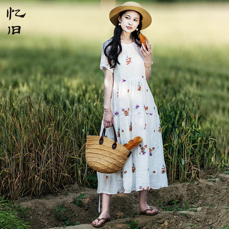 苎麻刺绣连衣裙女夏季短袖A字裙