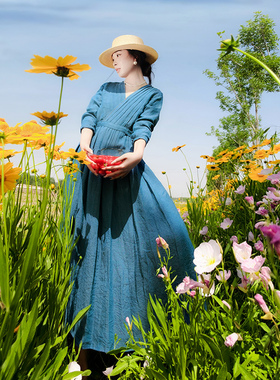 【声声慢】复古蓝色V领连衣裙女2025夏季款别致风琴褶度假收腰裙